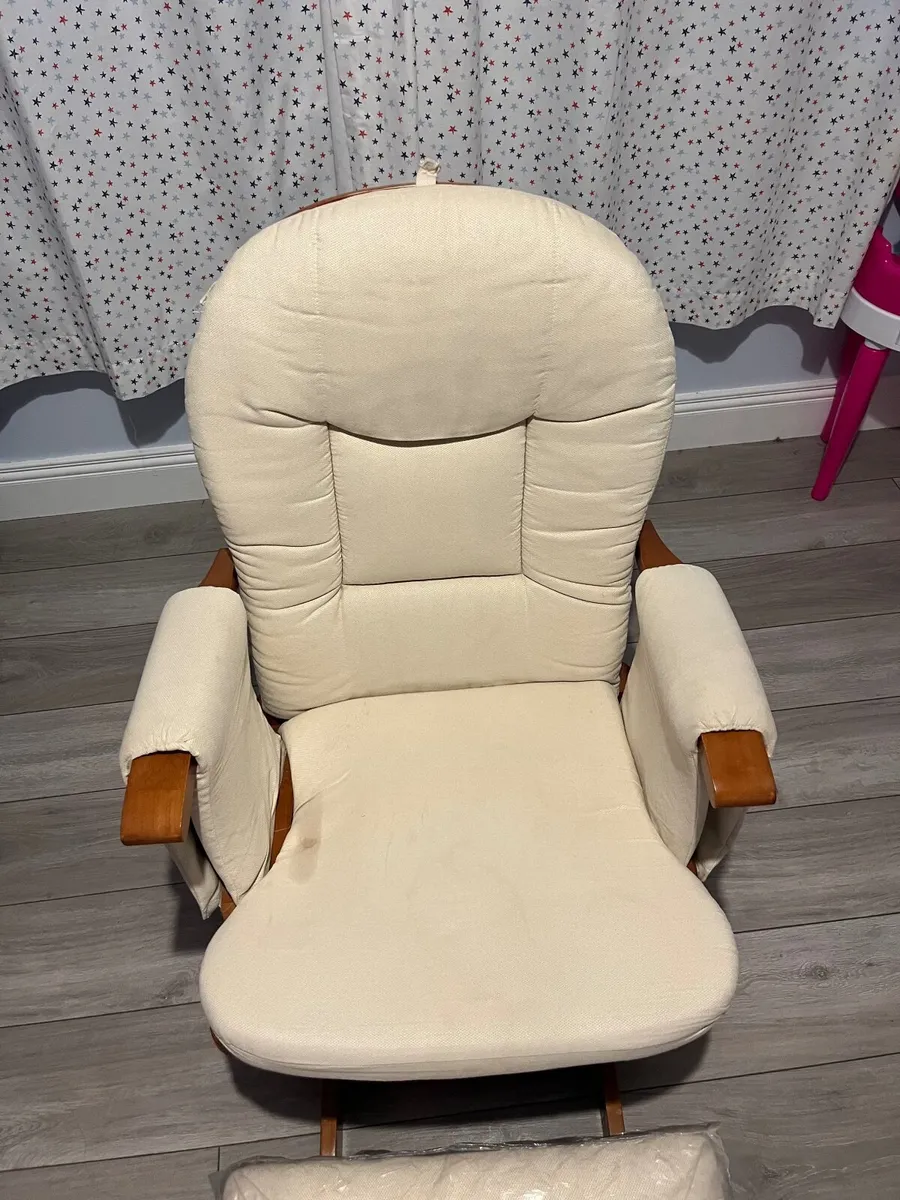 Baby Lo Nursing Chair - Image 3