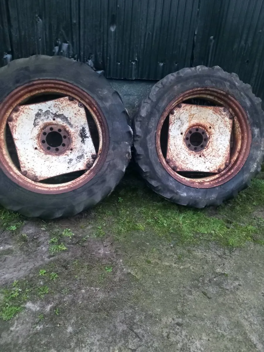 Ford 13.6/38 wheels - Image 1