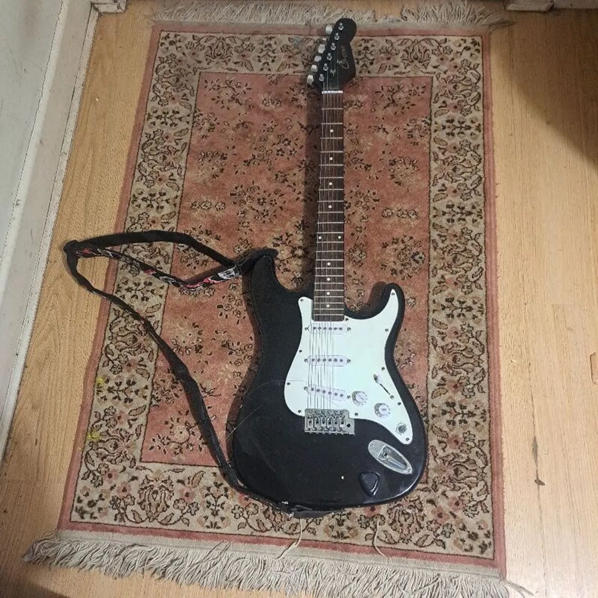 Cheetah electric guitar - Image 1