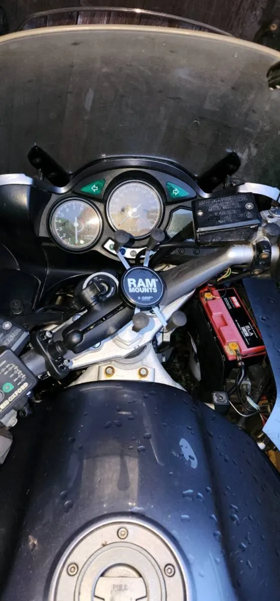 Yamaha FJR 1300 damaged engine - Image 2