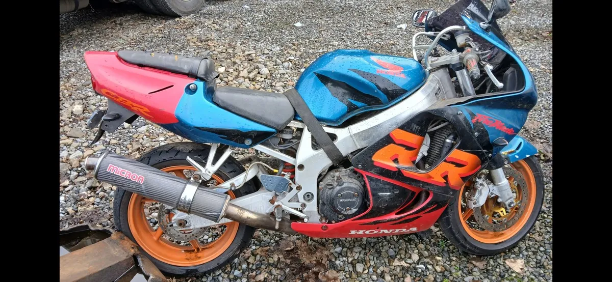 Honda Cbr 900rr - Image 4