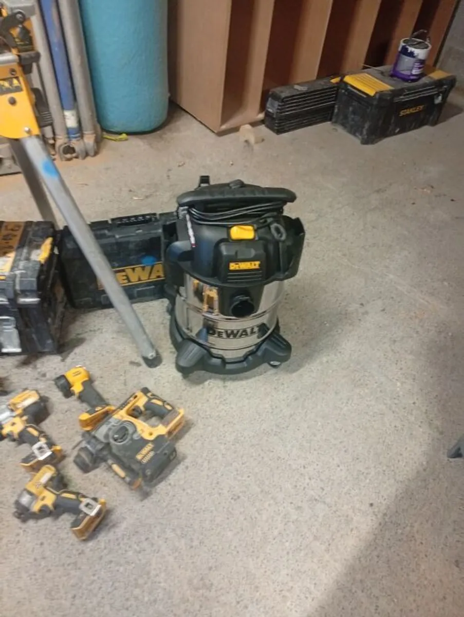 DeWalt kit - Image 2