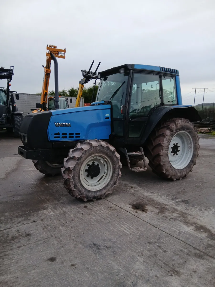 Valtra 6300 - Image 1