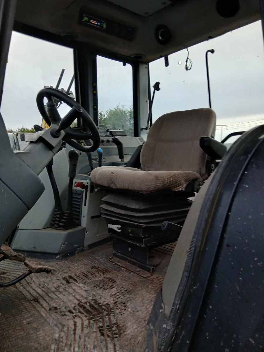 Valtra 6300 - Image 4