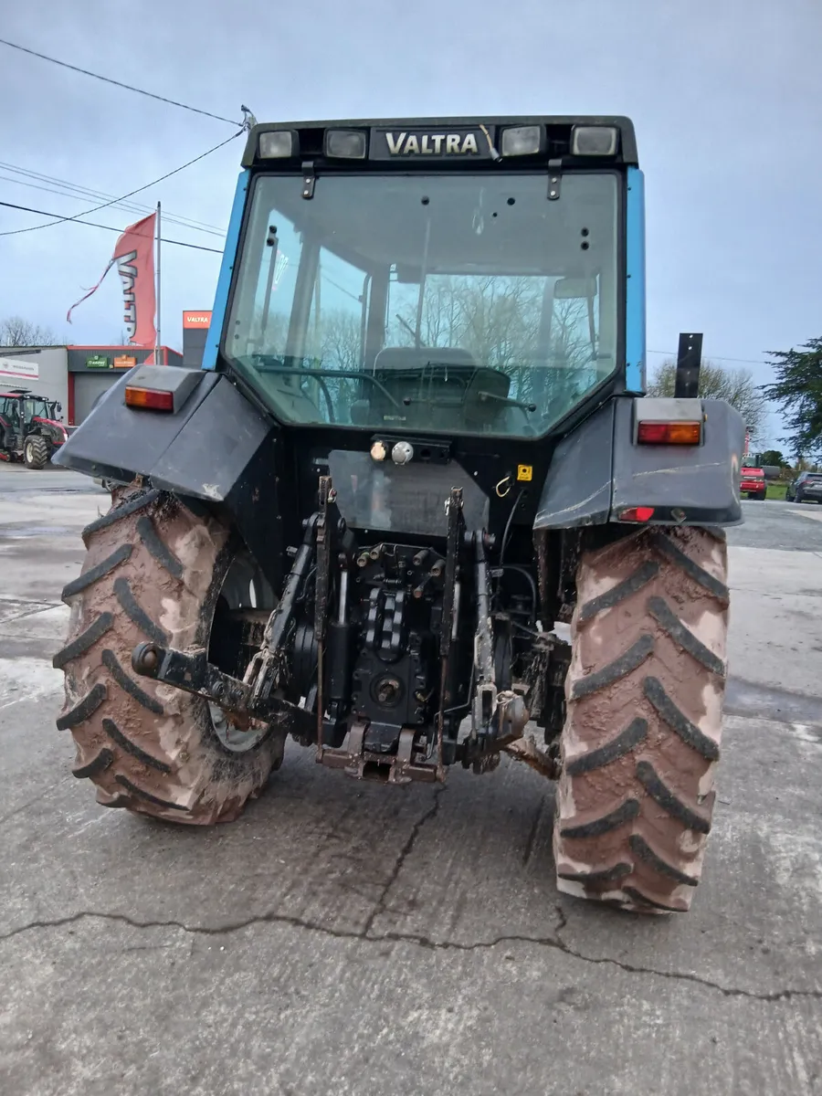 Valtra 6300 - Image 3
