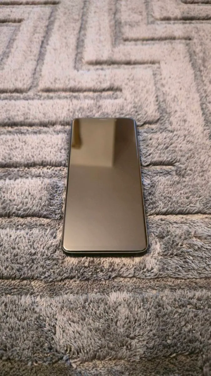Samsung Galaxy S9+ – Like New – Tralee - Image 2