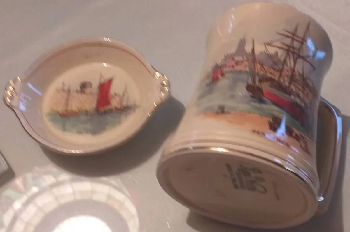 Royal winton mug and coaster - Image 4