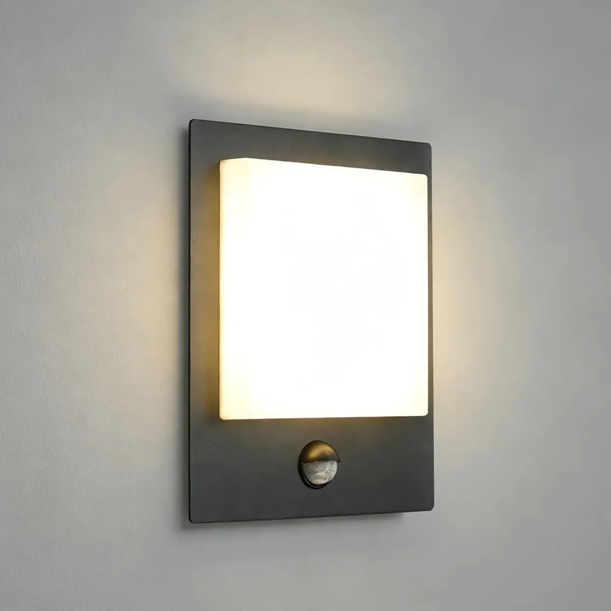 Outdoor Wall Lights with Sensor 1 x 8.5 W - Image 1