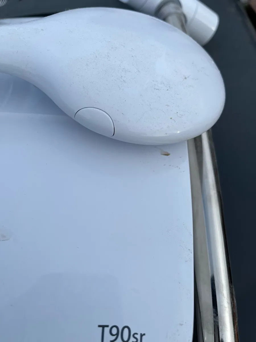 Electric shower - Image 3