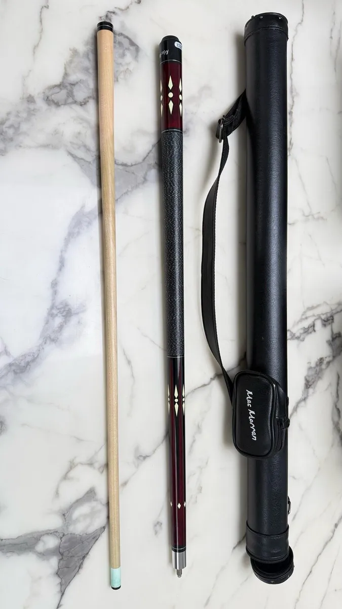 Maverick Two-Piece American Cue + Case - Image 1