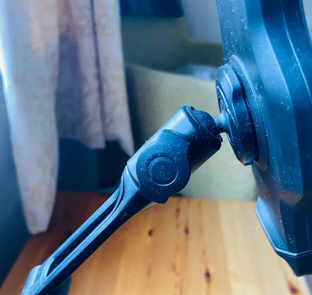 iPad stand - Image 3