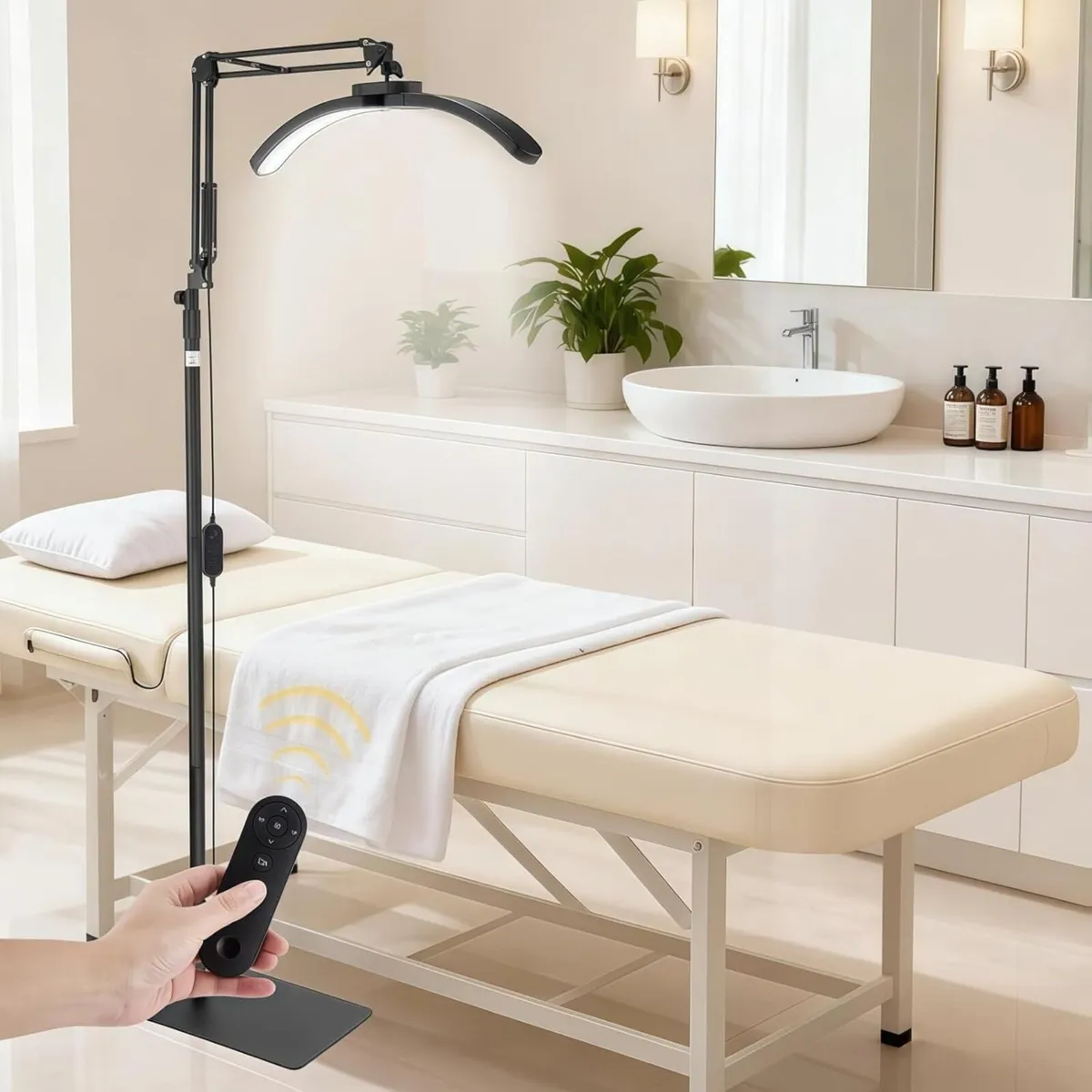 Half Moon Light Adjustable Lash for Eyelash Tech - Image 1