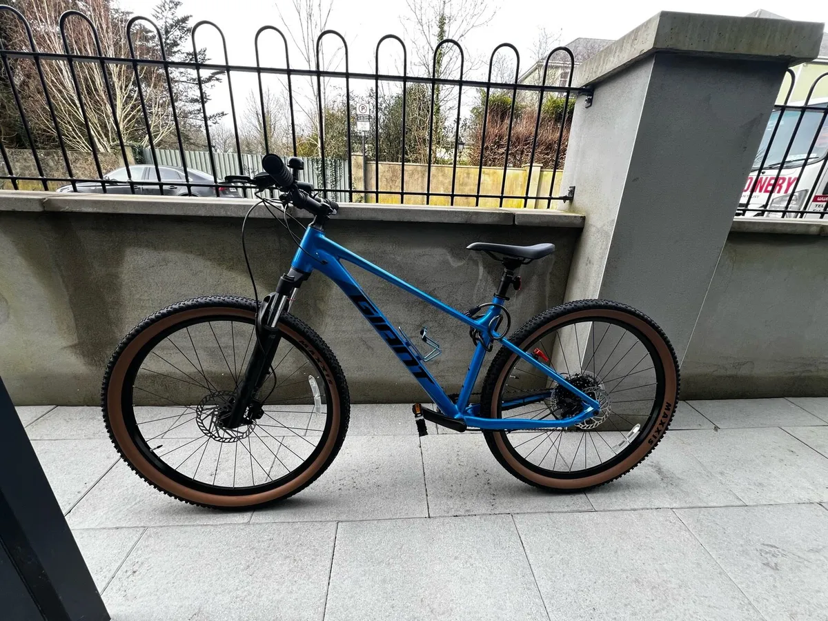 Bike Giant - Image 2