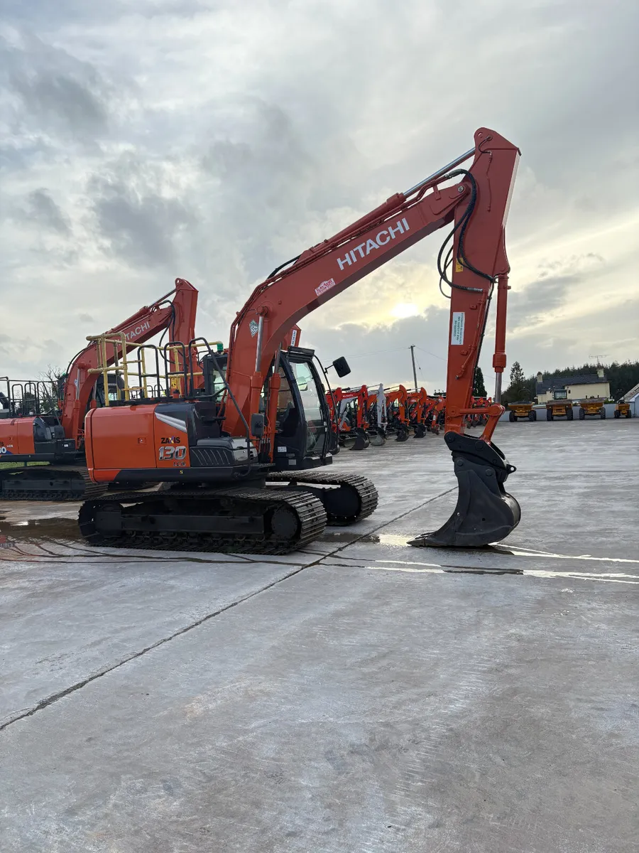 HITACHI ZX130-7 - Image 2