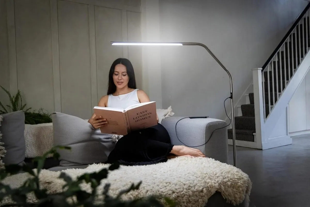 Slimline 4 LED Floor Lamp - 6 000K 3 200 Lux - Image 2