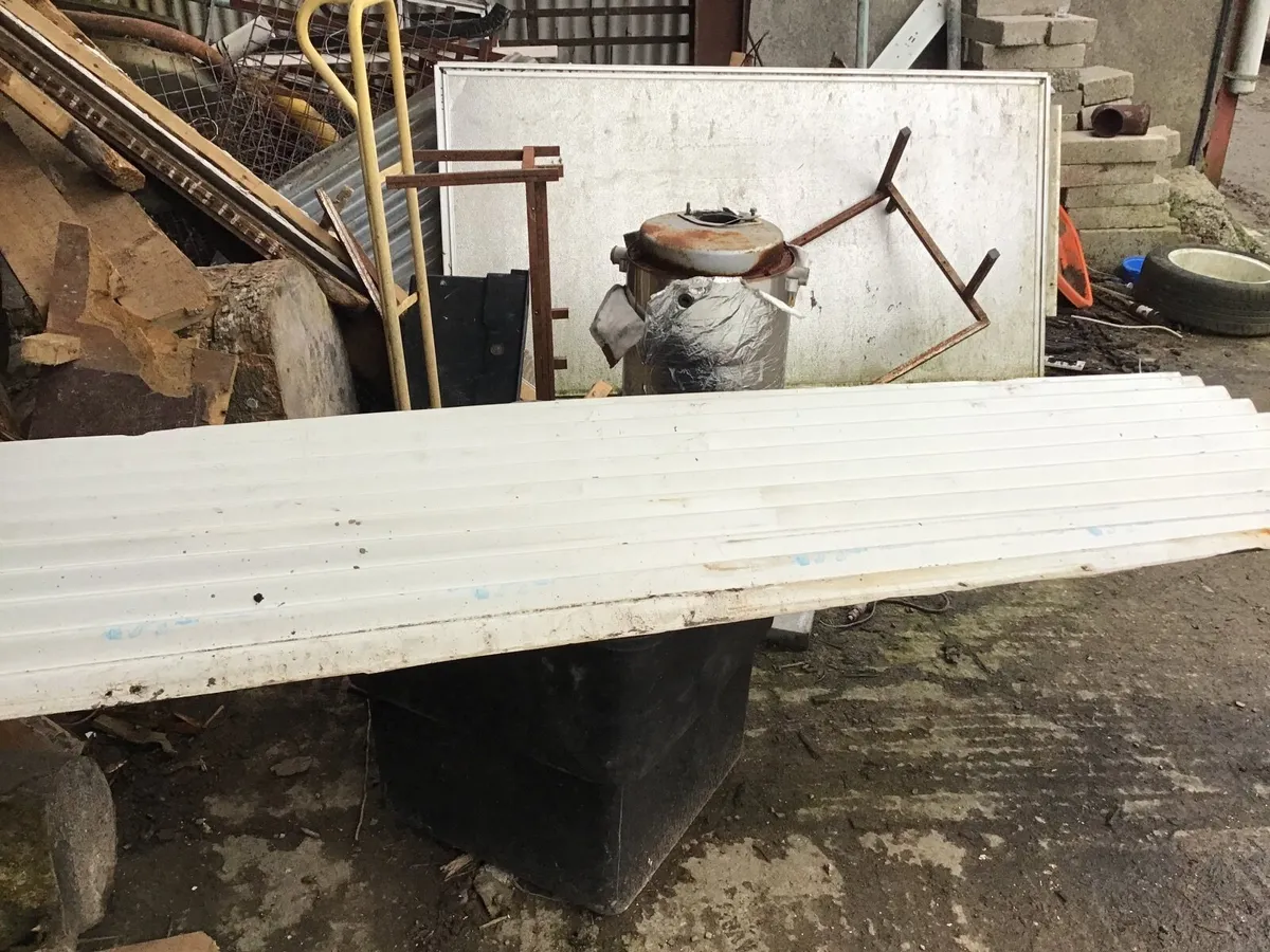 Galvanised sheeting - Image 1