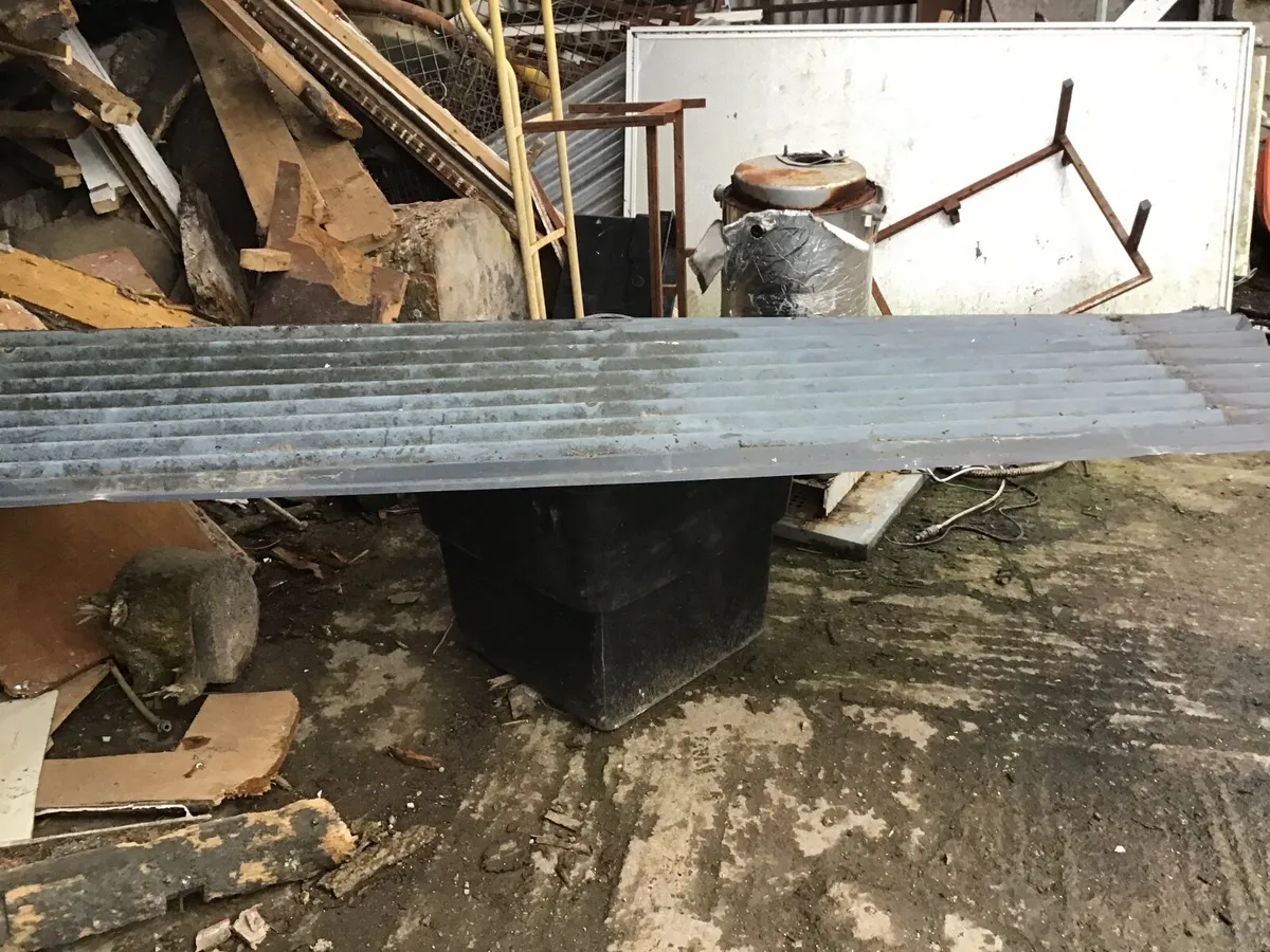 Galvanised sheeting - Image 2