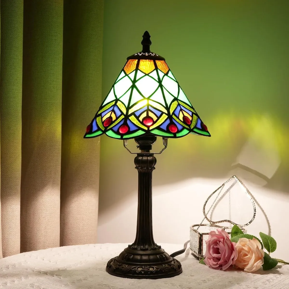 Tiffany Small Stained Glass Table Lamp Green - Image 2