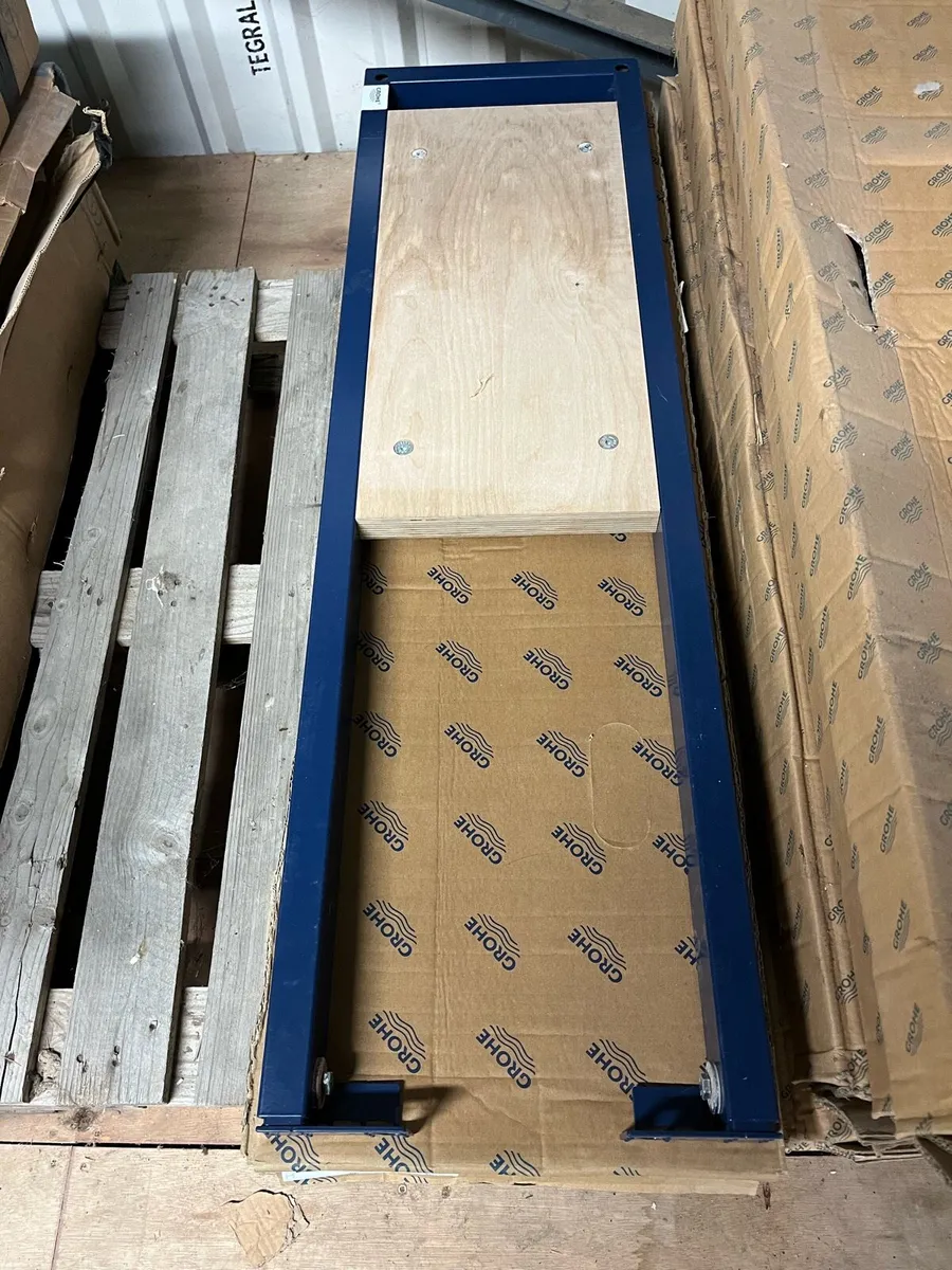 Sanitary ware accessories - Image 1