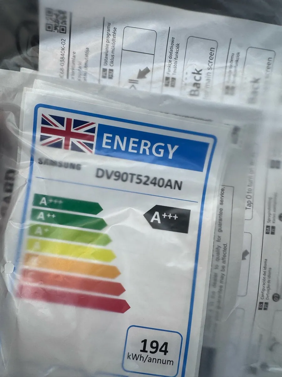 Samsung series 5 9kg heat pump dryer - Image 3