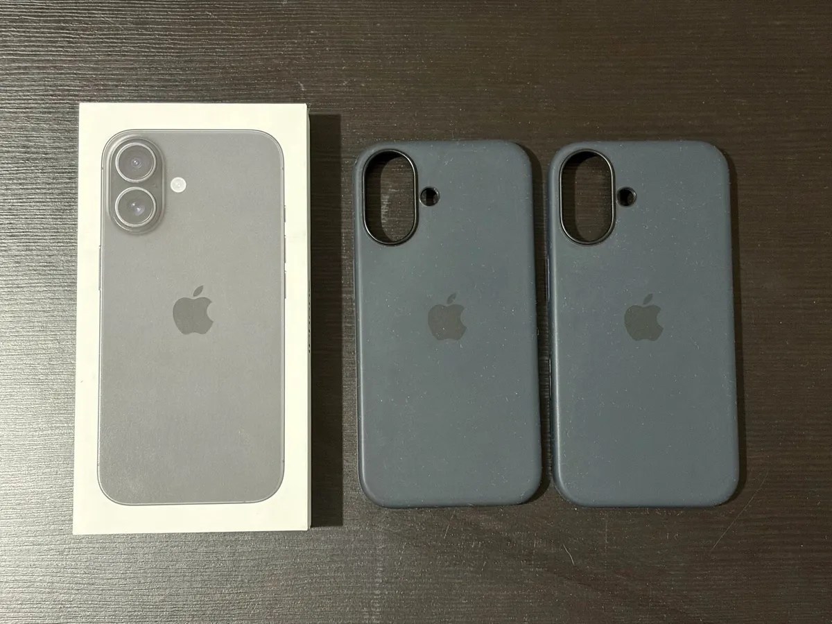 iPhone 16 128GB Black Unlocked - Image 2