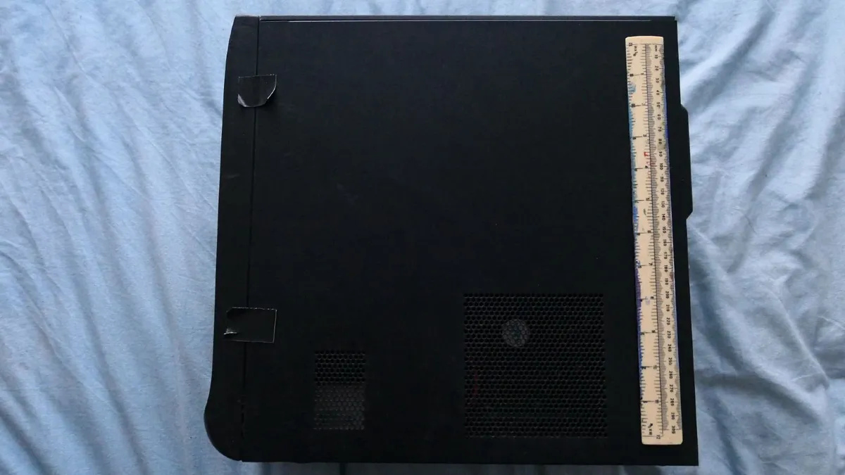 HP TOWER COMPUTER w/ keyboard + basic webcam - Image 2