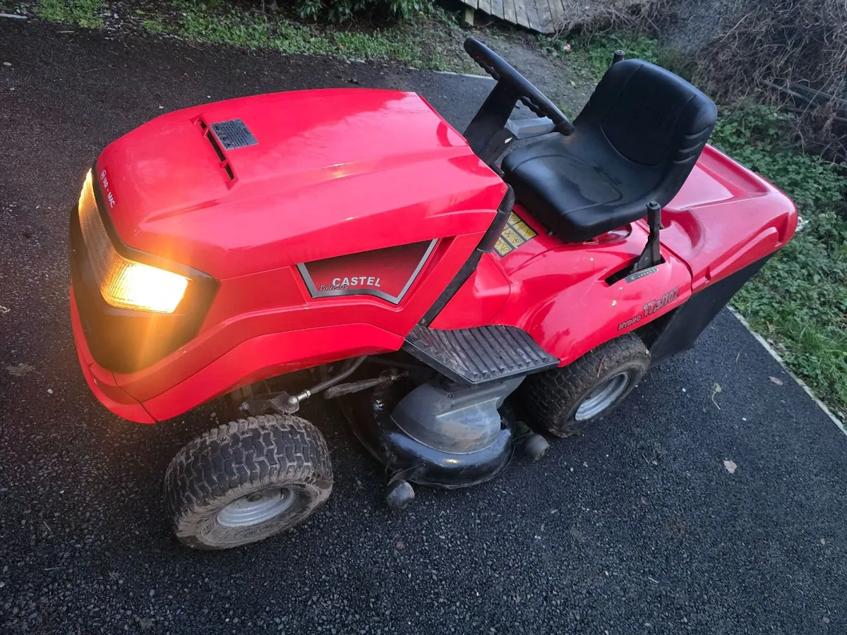 Ride on mowers - Image 3