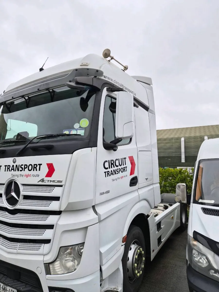 Mercedes Actros - Image 1