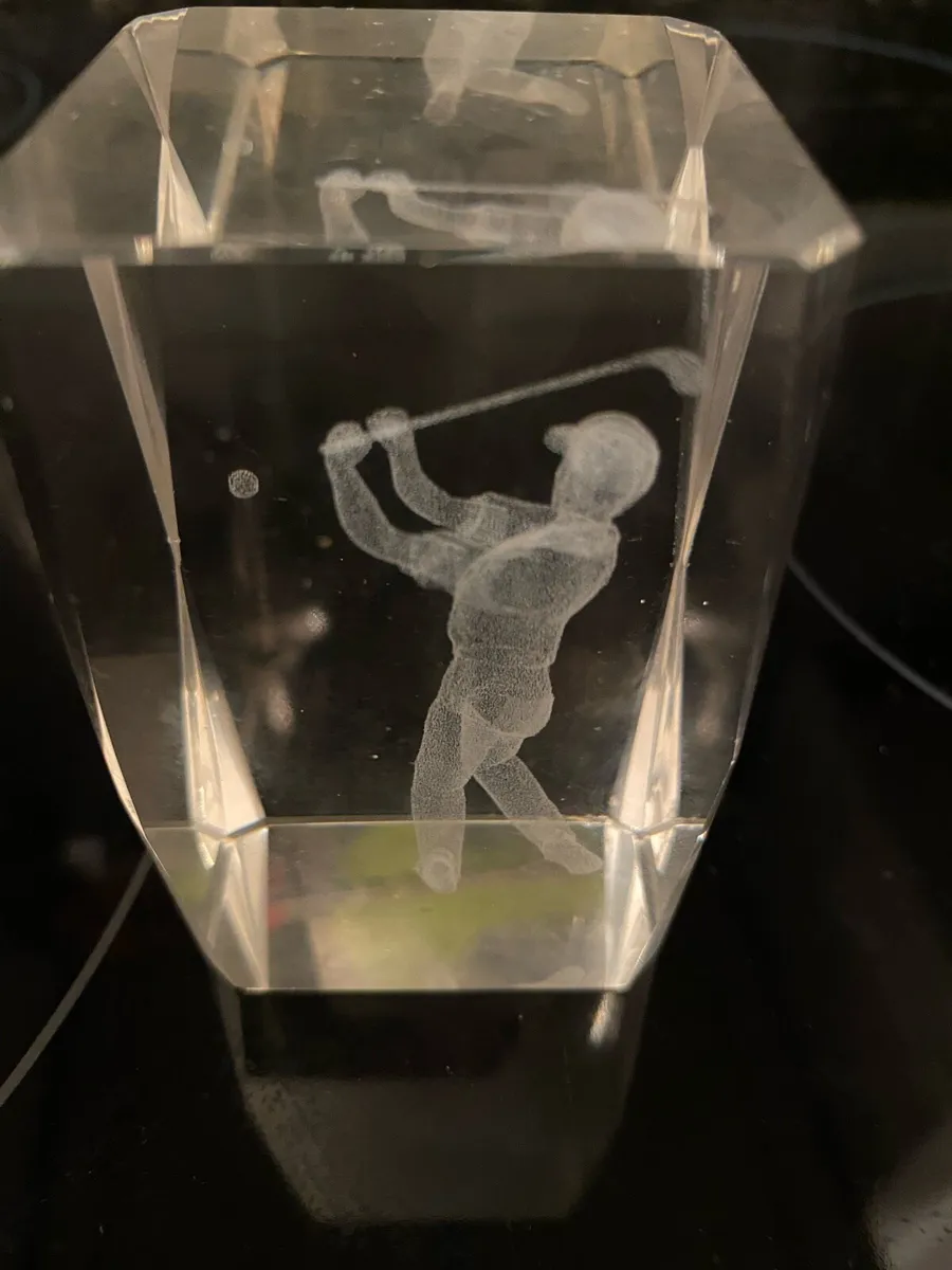 3D Engraved Golfer Display - Image 2