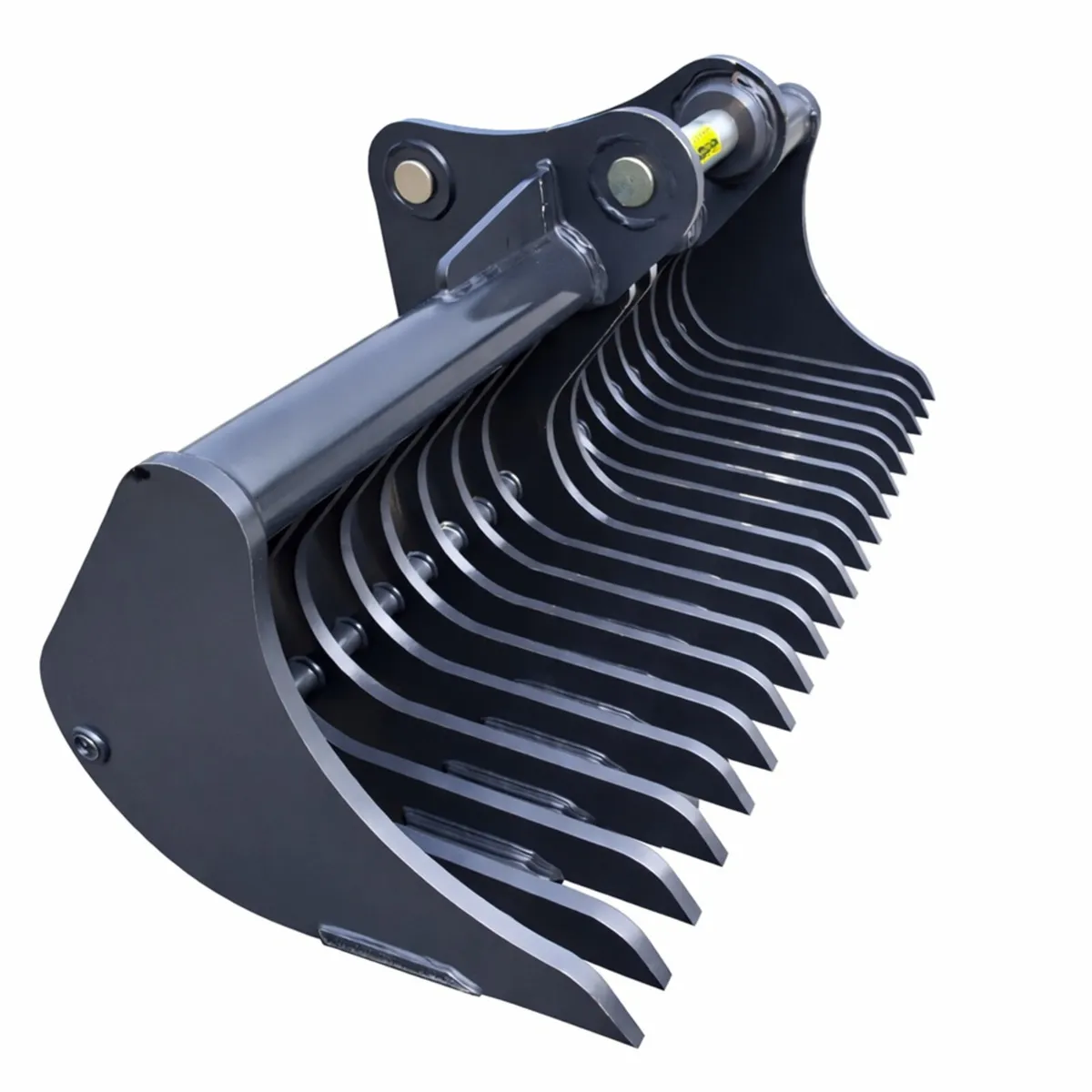Strickland 13t HD Lawn Rake - Image 1