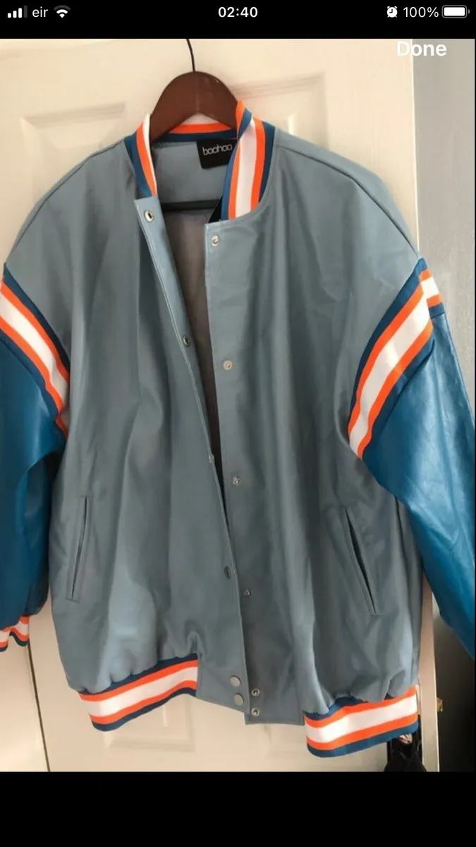 Ladies BNWT jacket size 8 €15 - Image 1