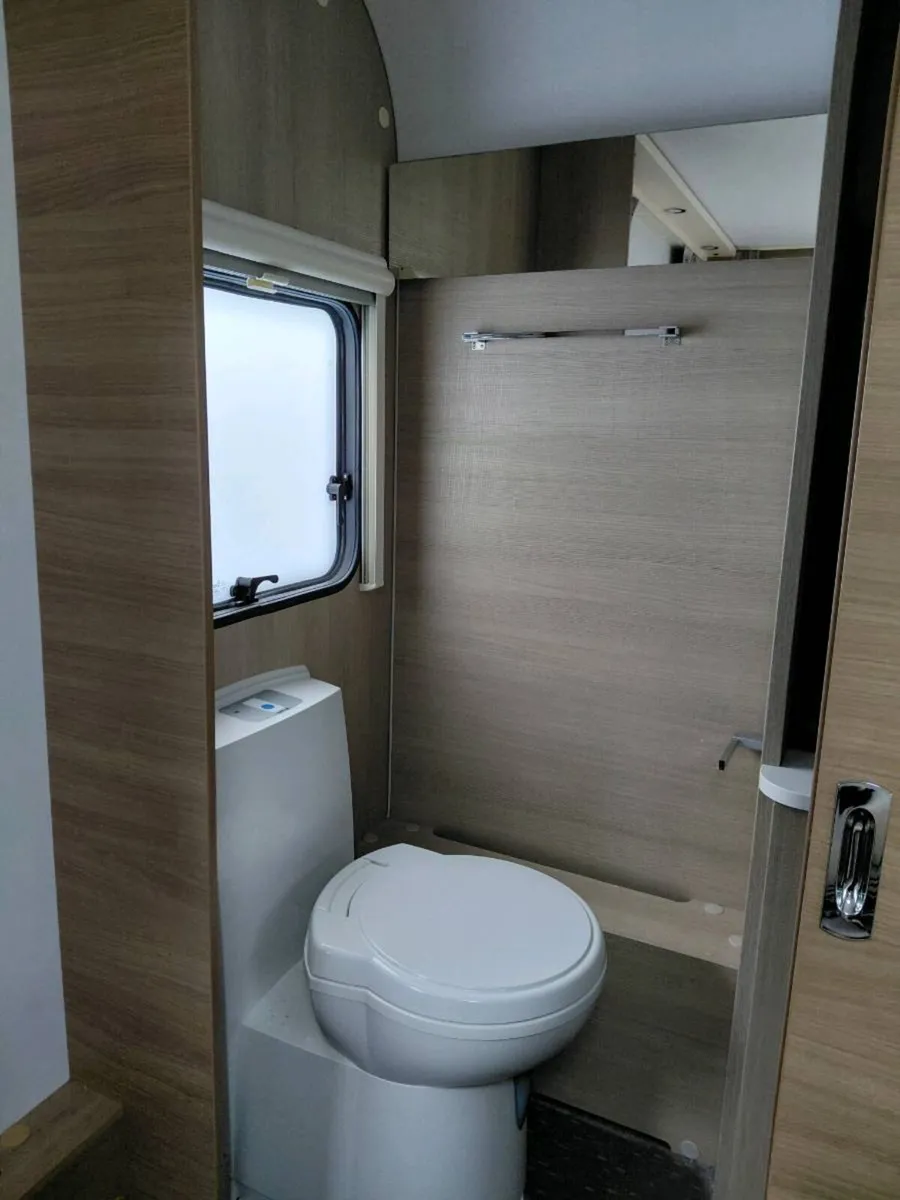 Touring caravan for sale - Image 3