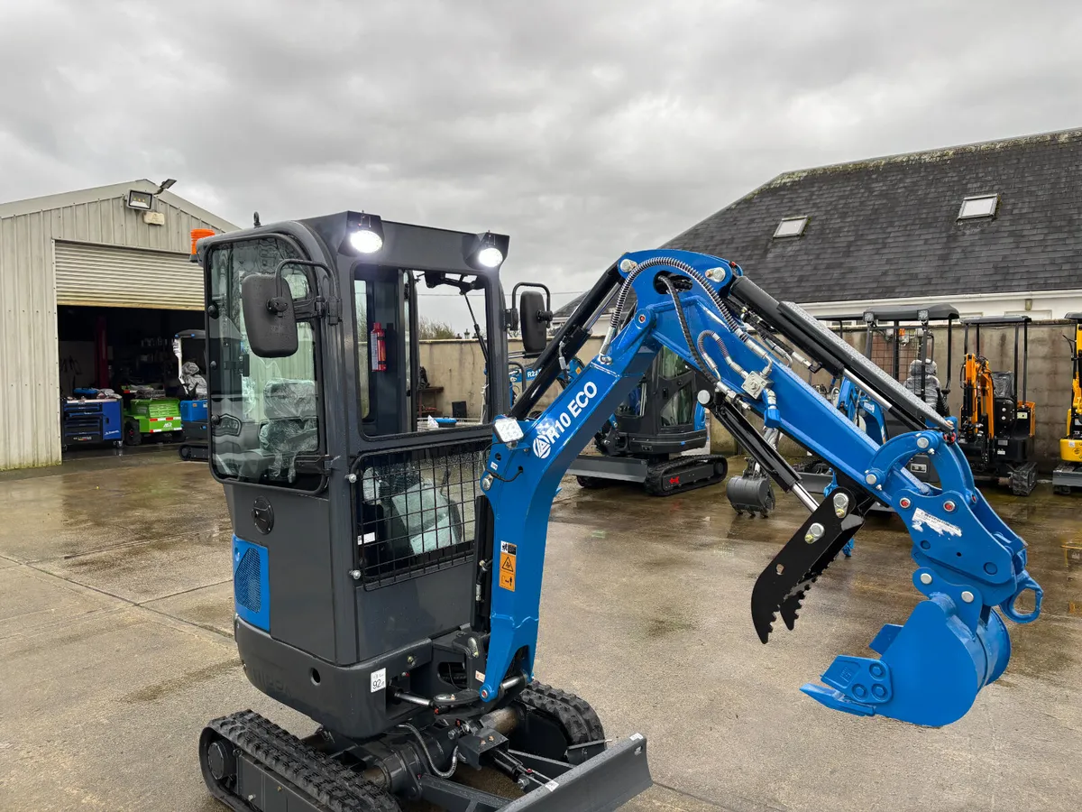 Rippa 1.2 ton fully cabbed Mini Digger. R10 Eco... - Image 2