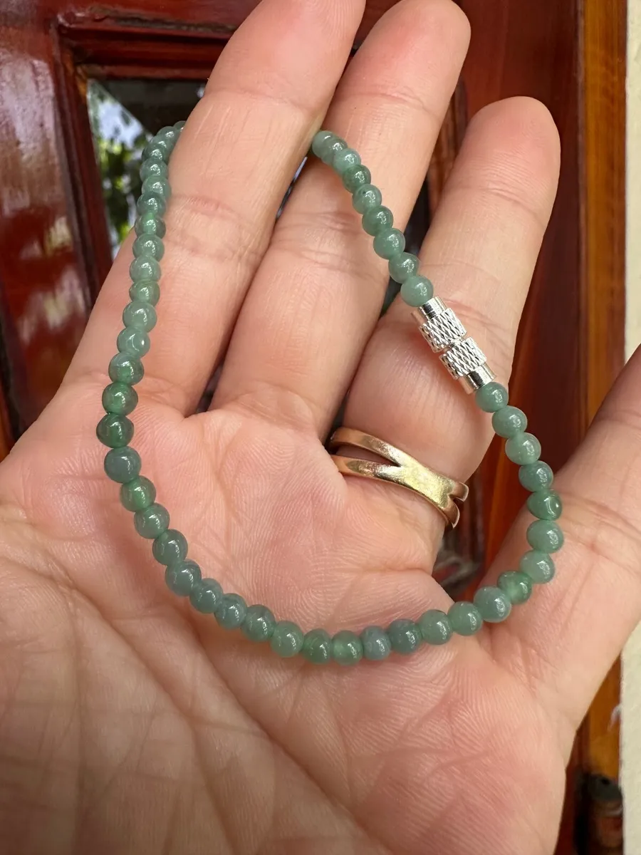 Grade A Guatemala jadeite Jade bracelet - Image 1