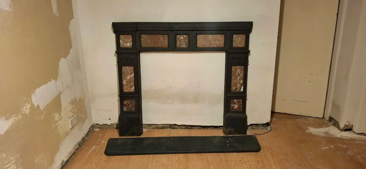 Vintage cast iron fireplace complete - Image 2