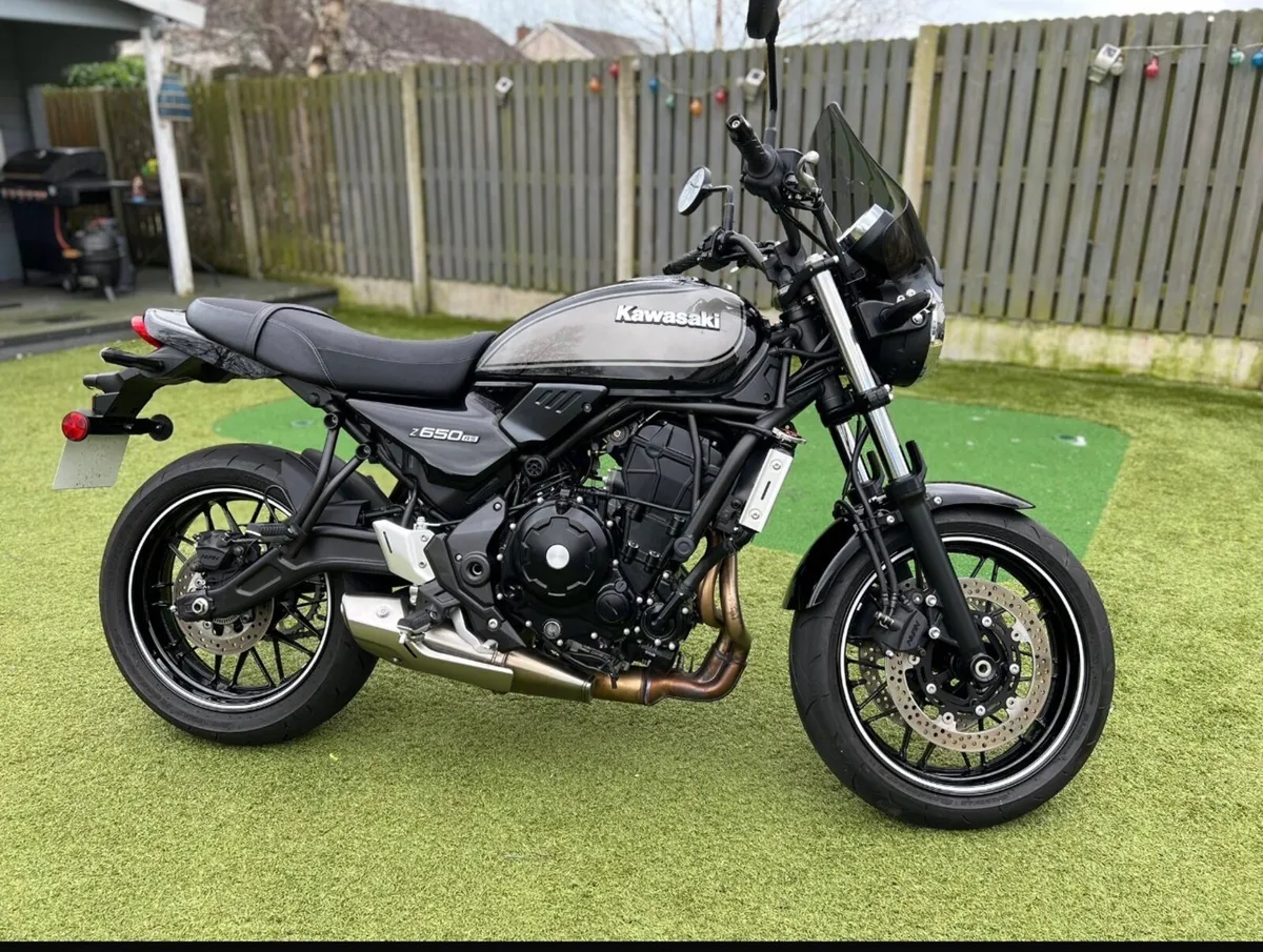 Kawasaki z650rs ONLY 1642km - Image 1