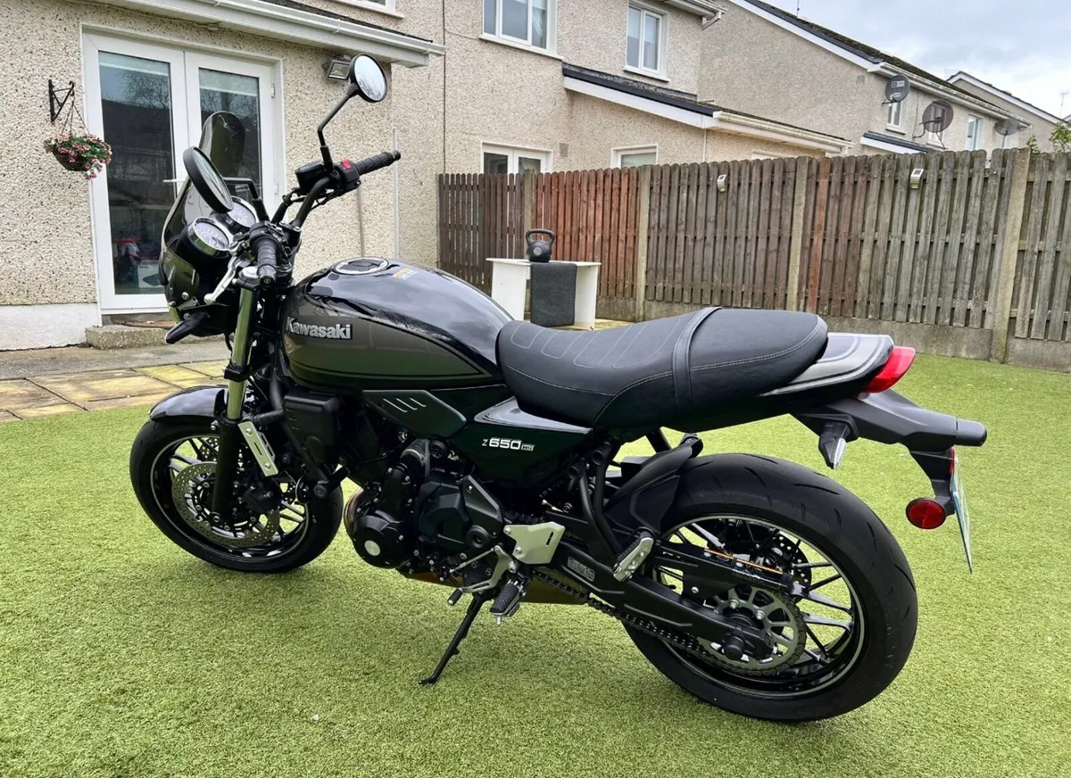 Kawasaki z650rs ONLY 1642km - Image 3