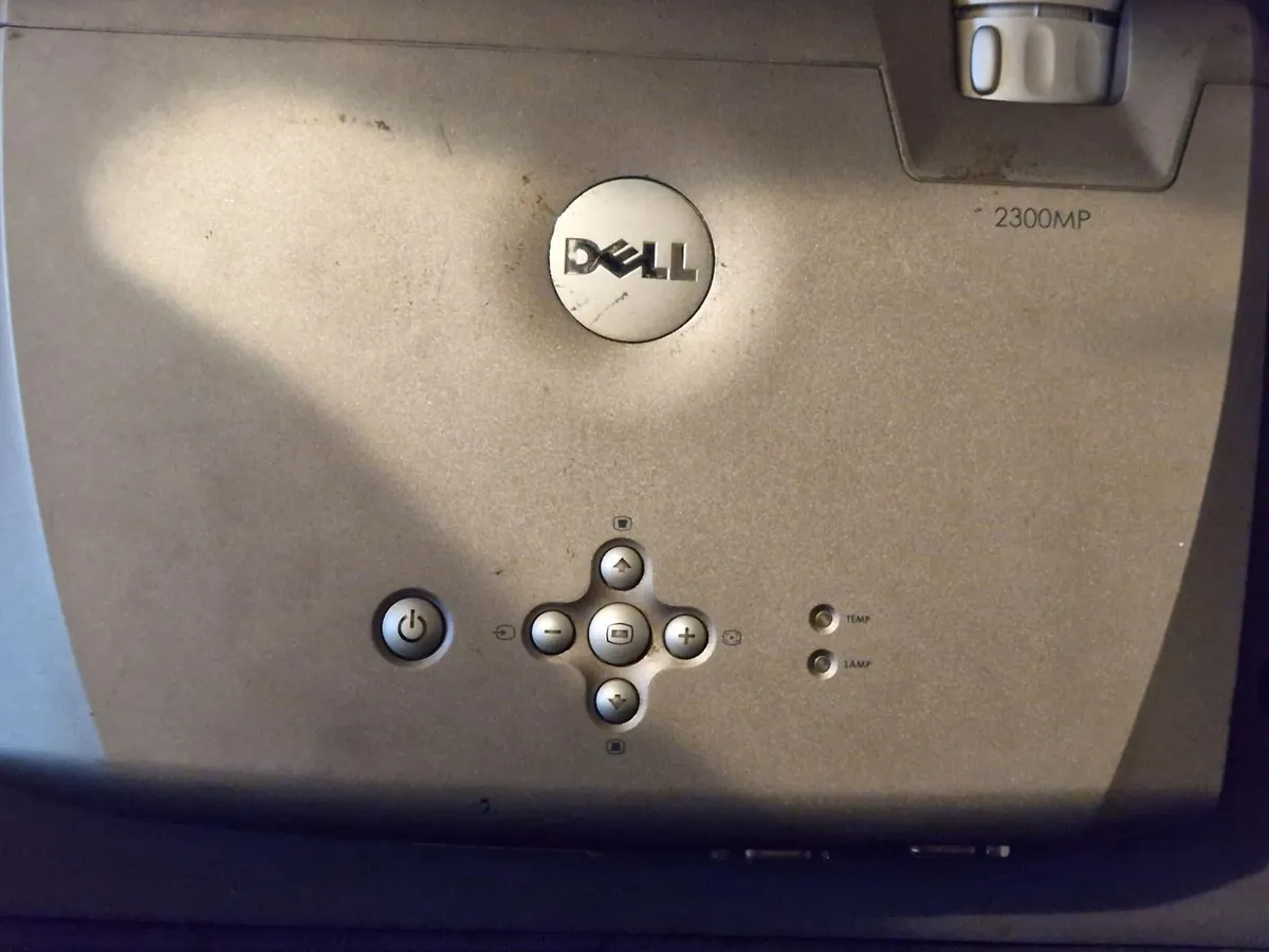 Dell Projector in Lovely Leather Case with Manual - Image 4