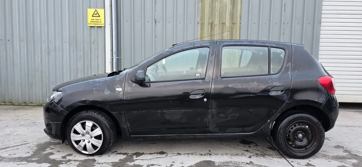 141 DACIA SANDERO PETROL - Image 4