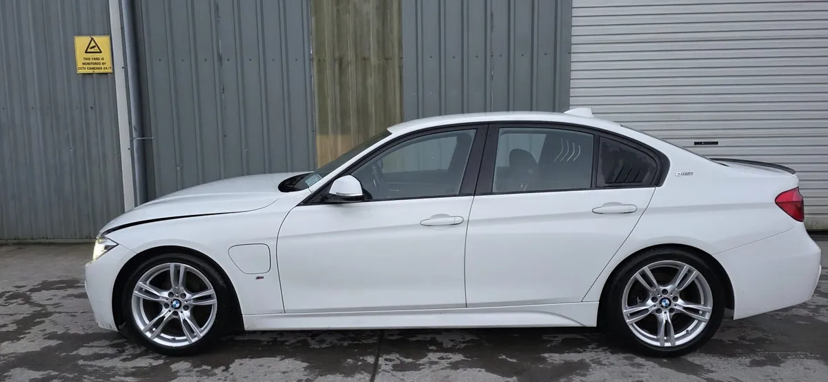 172 BMW 330E M-SPORT - Image 4