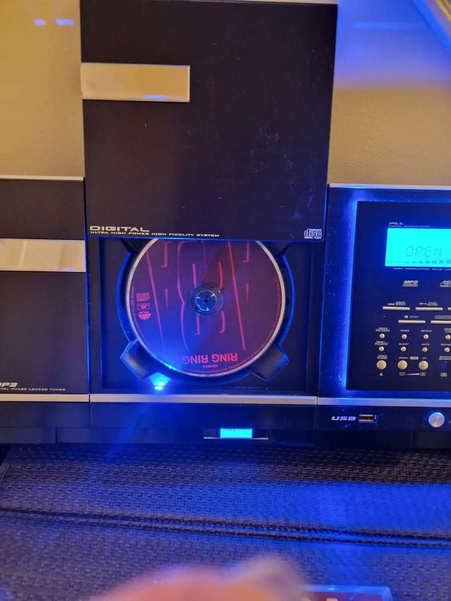 Morphy Richards Hifi System TUNER CD MP3 USB AUX - Image 2