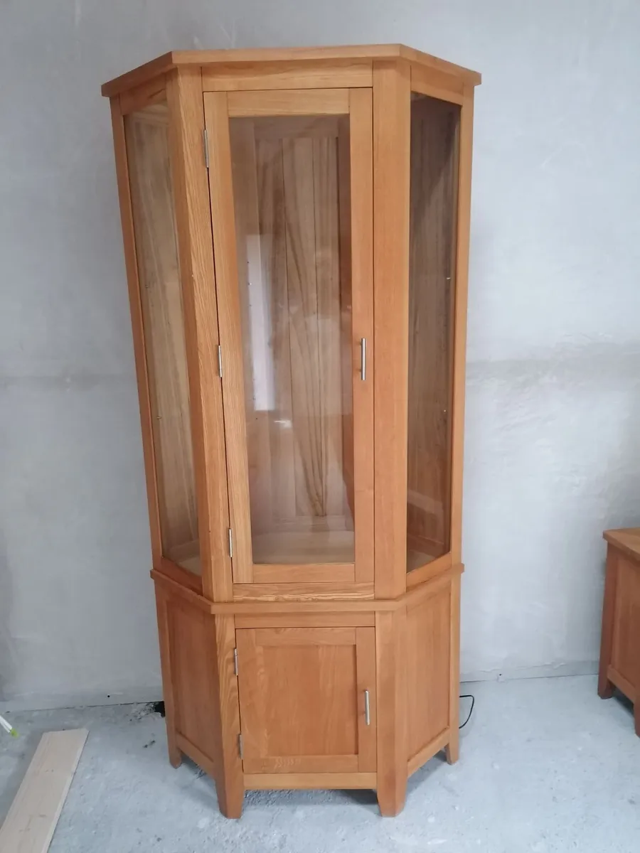 Furniture - Image 3