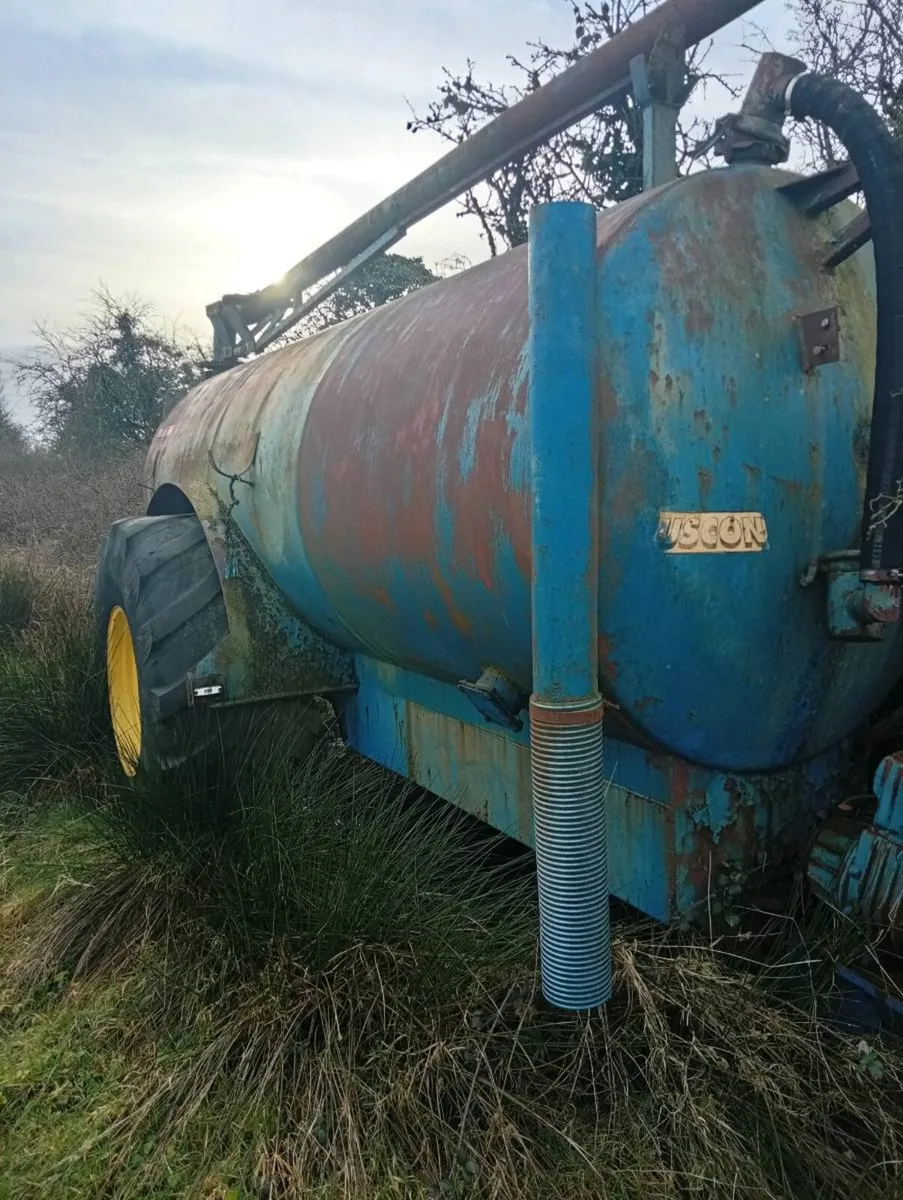 Slurry tank 2000 gal - Image 3