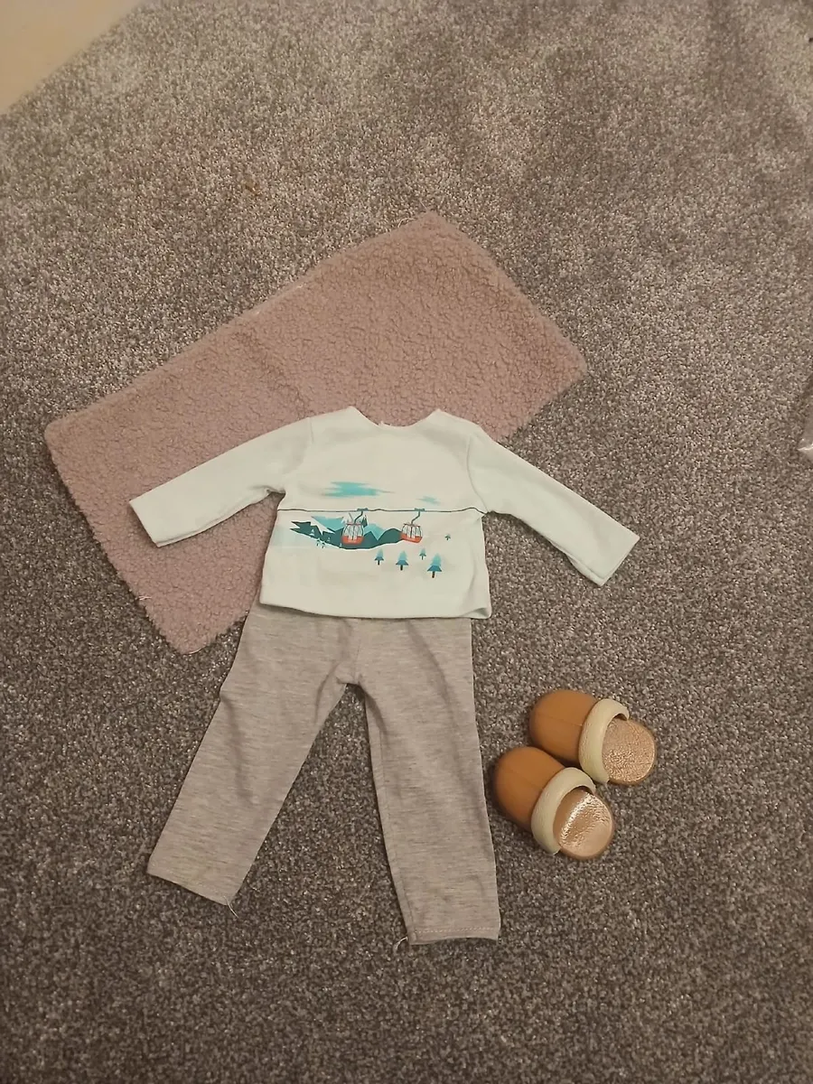 Our Generation snowy doll - Sandy - Image 2