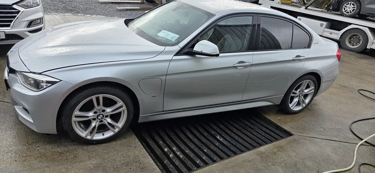 172 BMW 330E M-SPORT - Image 4