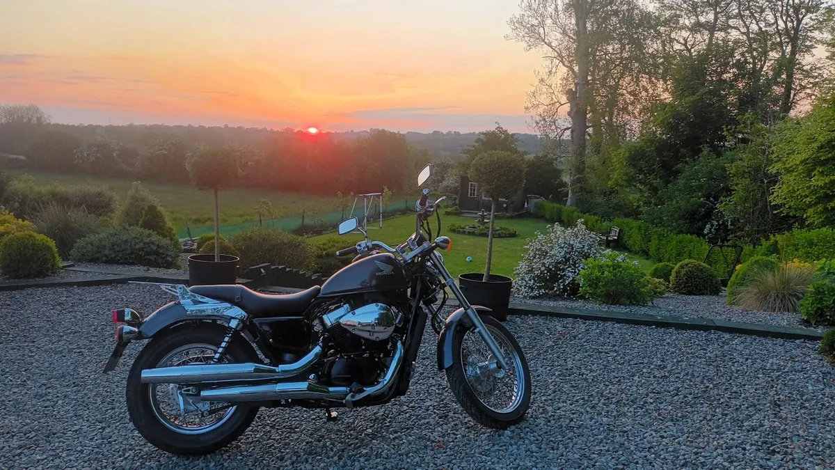 Honda Shadow 750 - Image 1