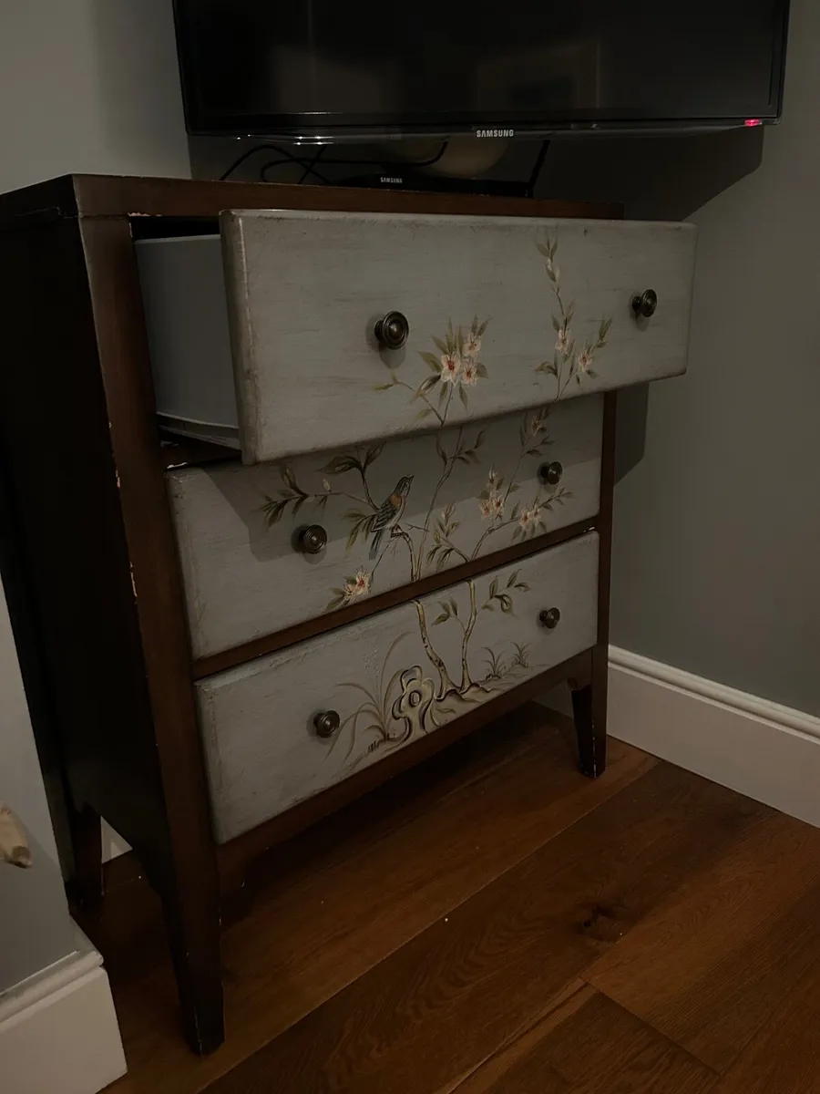 Hand painted chest of drawers - Image 3