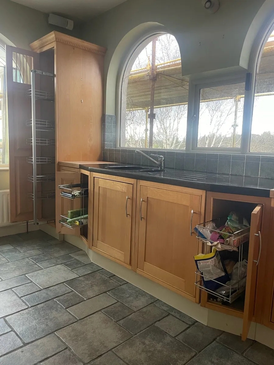 Solid Maple Shaker Kitchen - Image 3