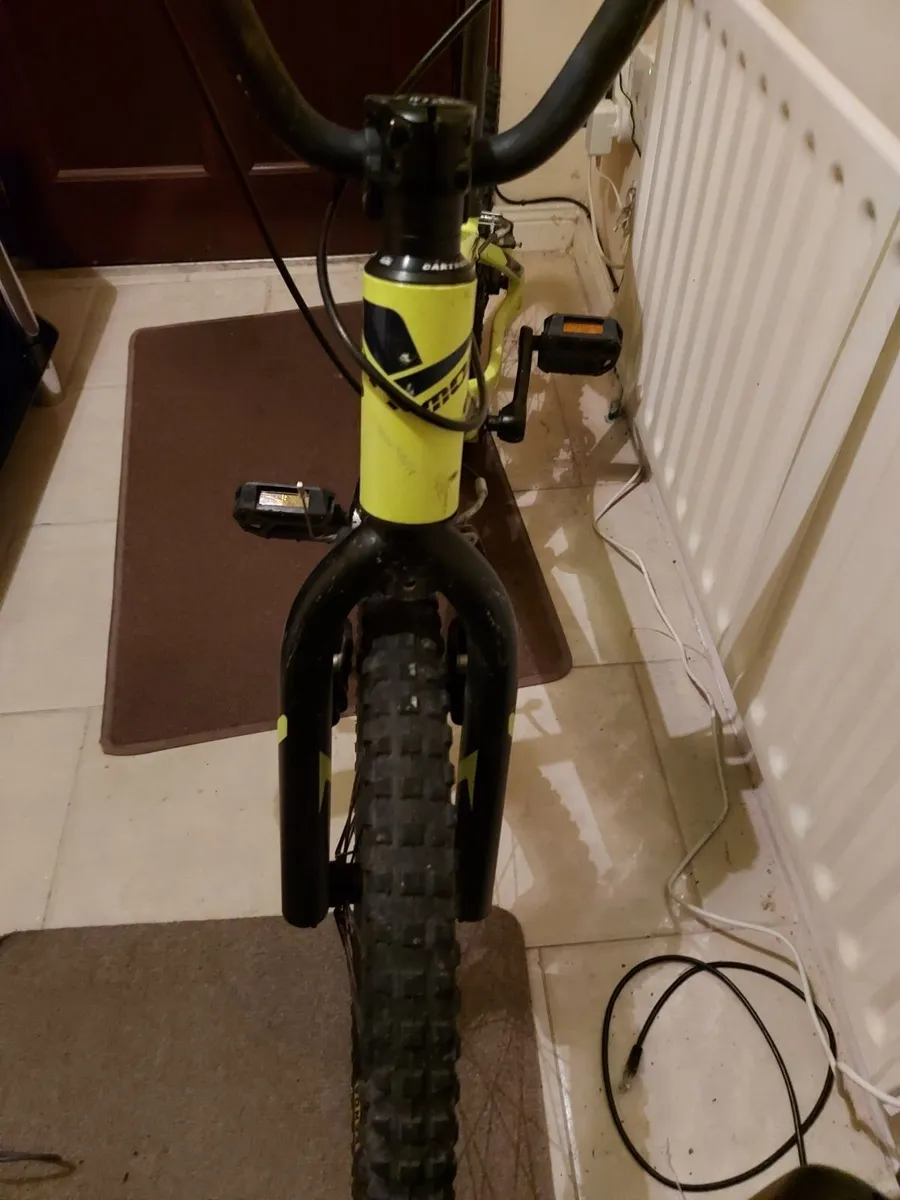 Yellow Monty 139 Race 20 inch wheel BMX Bicycle - Image 4