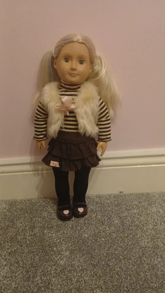 Our Generation doll - Holly - Image 4